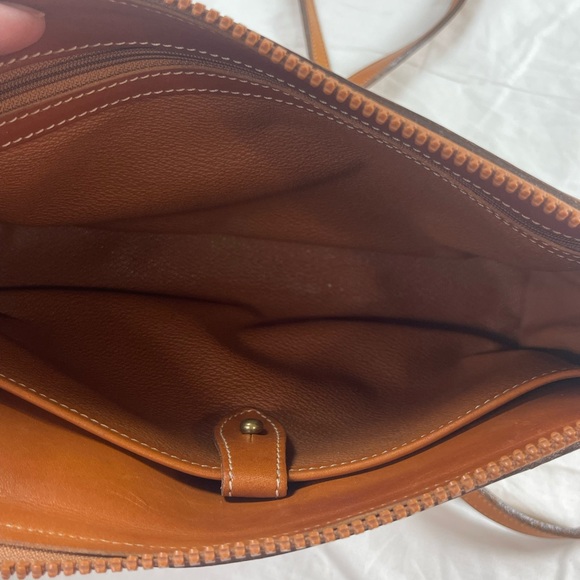 Vintage Dooney & Bourke All Weather Brown Leather Crossbody Bag - Picture 9 of 14